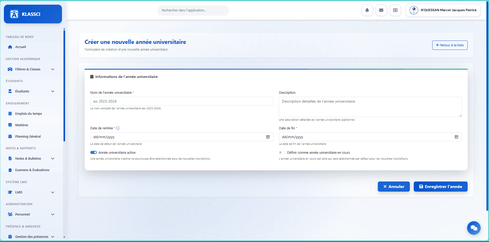 Formulaire de création d'une nouvelle année universitaire avec les champs nom, description, dates et toggles