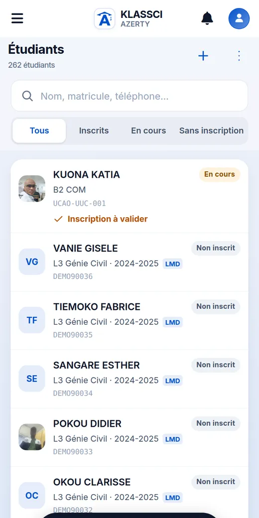 Liste des étudiants sur téléphone — Après